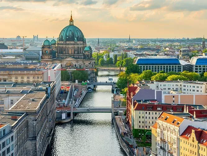 Sunexpress HY Ile Antalya Grand Berlin Nurnberg Prag Turu