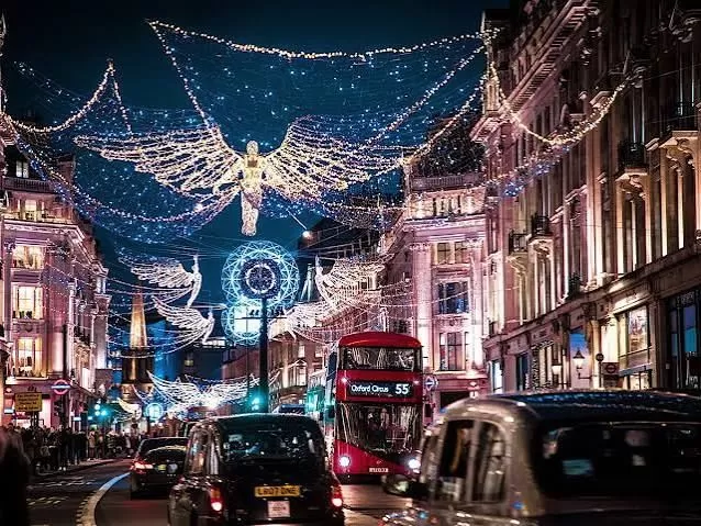 Noel Zamanı Grand Londra Liverpool Turu STN-STN Ajet 26260