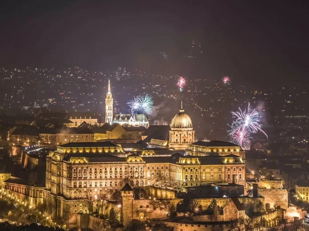 Yılbası Viva Budapeste Viyana Turu BUD-VIE THY 26257